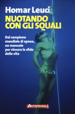 NUOTANDO CON GLI SQUALI